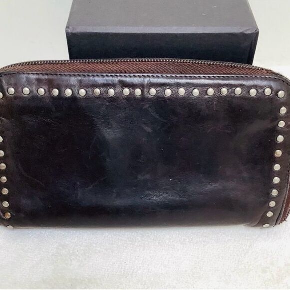 Prada Zip Around Brown Leather Wallet with delicate stud detail rare - Picture 7 of 7